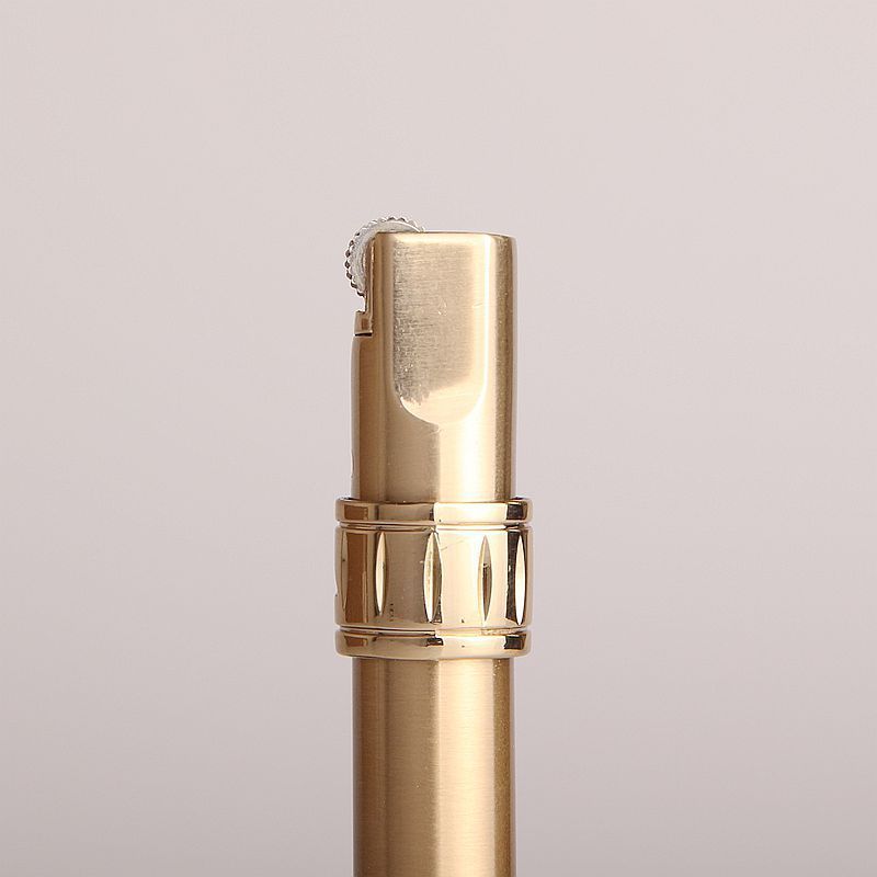 Creative Grinding Wheel Lighter – Alloy Build, Butane-Powered & Pocket Ready